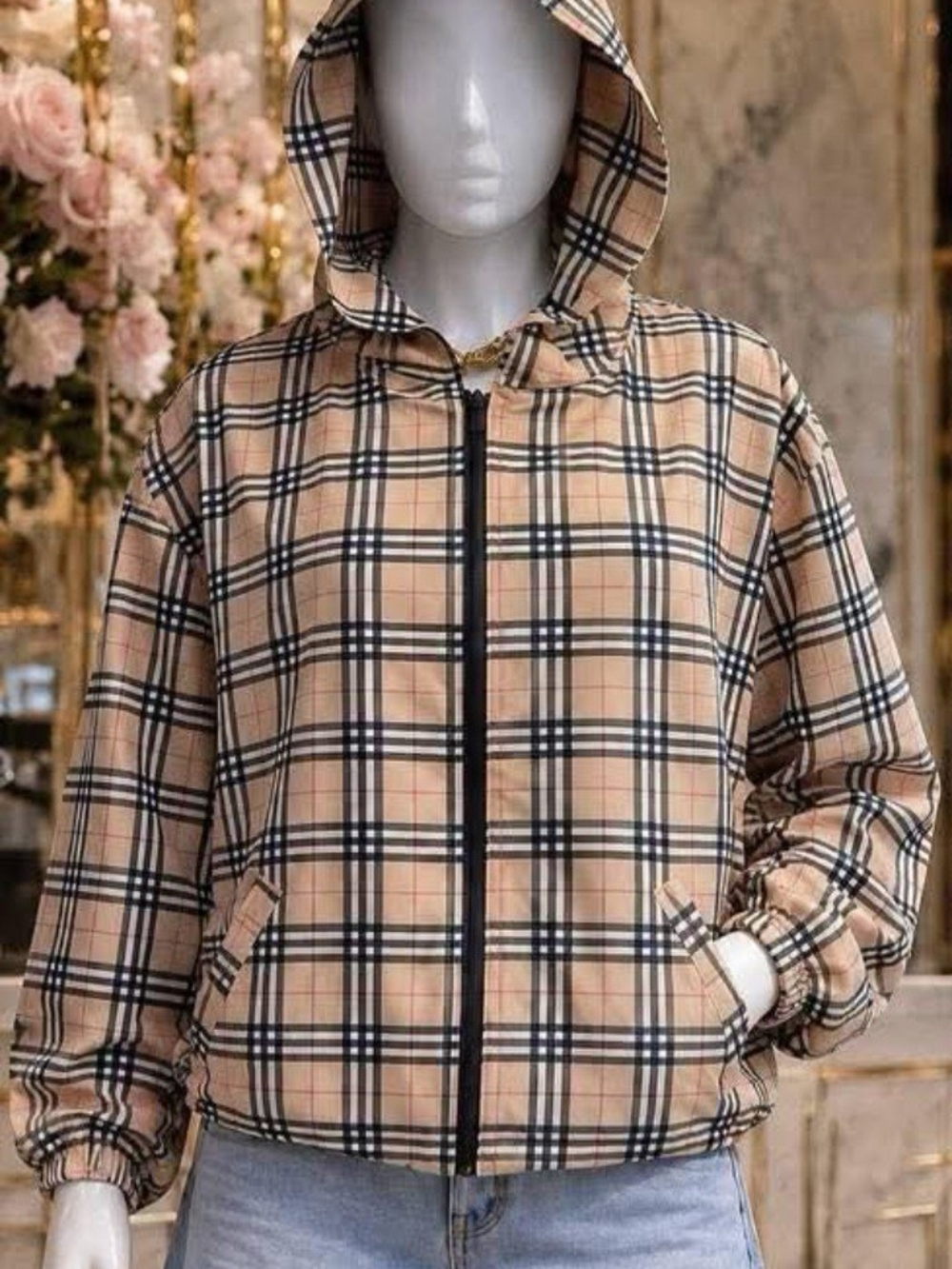 Brand New Plaid Hooded Jacket - Beige/Black